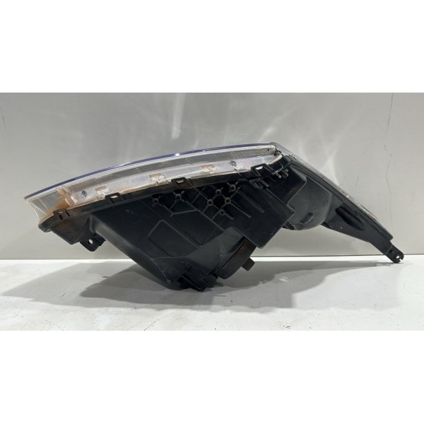 Farol Chevrolet Cruze 2015/2016 Esquerdo Mascara Cromada.
