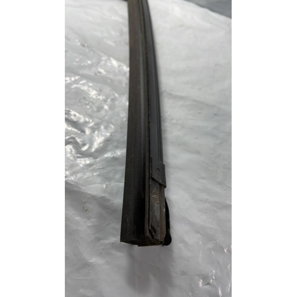 Trilho Guia Vidro Dianteira Direita Vw Up 14 Á 20 1s4837404b