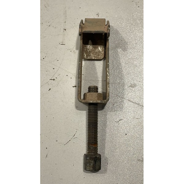 Gancho Suporte Estepe Duster 1.6 16v 2015 Acima 572210001r