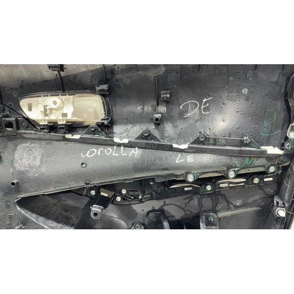 Forro De Porta Dianteiro Esquerdo Corolla Hybrid 2021 - 2022