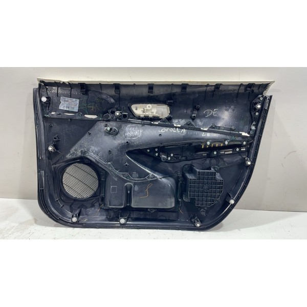 Forro De Porta Dianteiro Esquerdo Corolla Hybrid 2021 - 2022
