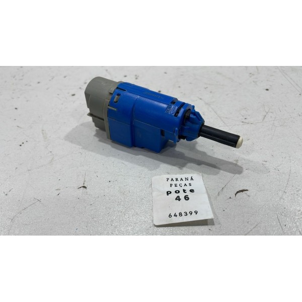 Interruptor Embreage Duster Sandero 253255192r  Usado
