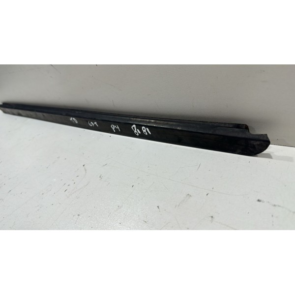 Pestana Externa Traseira Direita Renault Duster 2016 2017 18