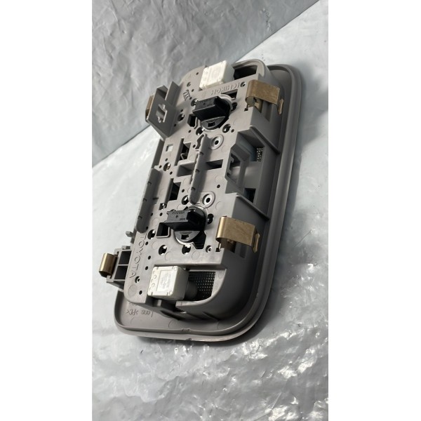 Luz Cortesia Dianteira Toyota Corolla 2015 Á 2019 Original