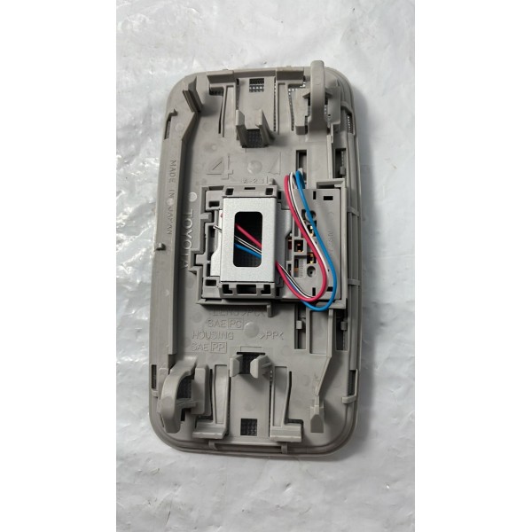 Luz Cortesia Traseira Toyota Corolla 2015 Á 2019 Original