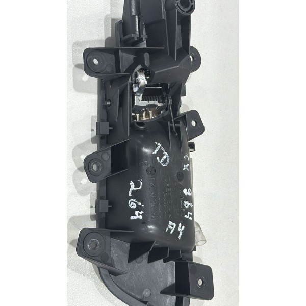 Maçaneta Interna Dianteira Direita Audi A4 2010 2011 A 2015