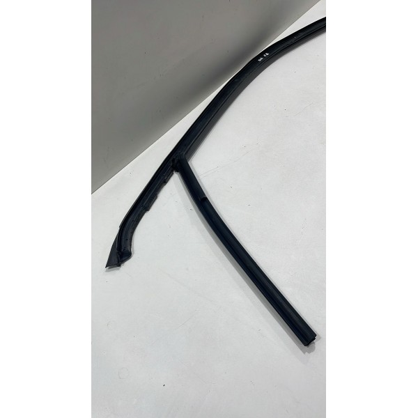 Borracha Canaleta Vidro Dianteira Direita Fiat Toro 18 21