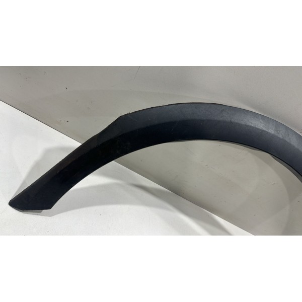 Moldura Paralama Traseiro Esquerdo Onix 17/19 Original Usado
