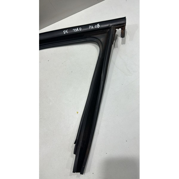 Canaleta Porta Dianteira Esquerda Fiat Toro Original Usado!
