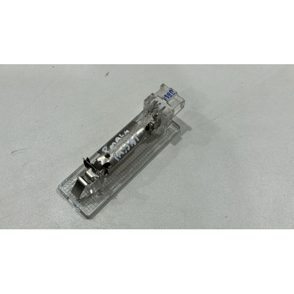 Luz Cortesia Porta Malas Vw Passat 2006 Á 2010 Usado