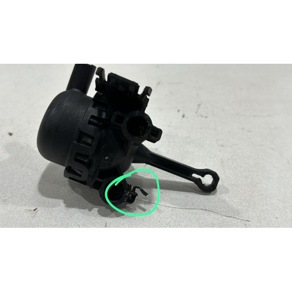 Válvula Solenoide Vácuo Coletor Vw Passat B6 2.0 2006 Á 2010