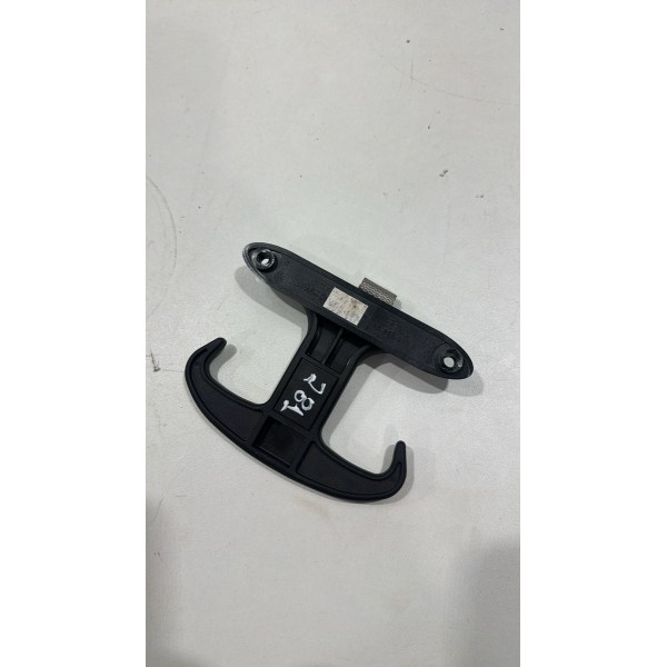 Gancho Pendura Objeto Porta Malas Vw Passat B6 2006 Á 2010