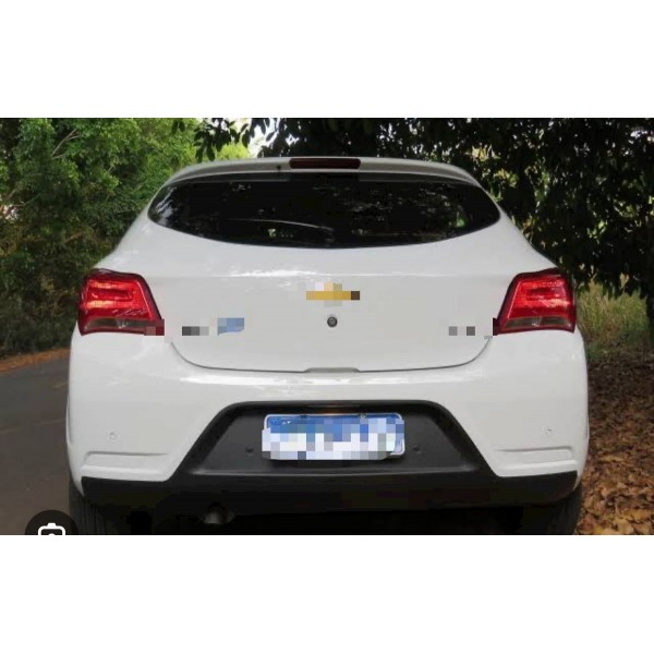 Retalho Lateral Traseira Lado Direito Onix Hatch 2017/2019