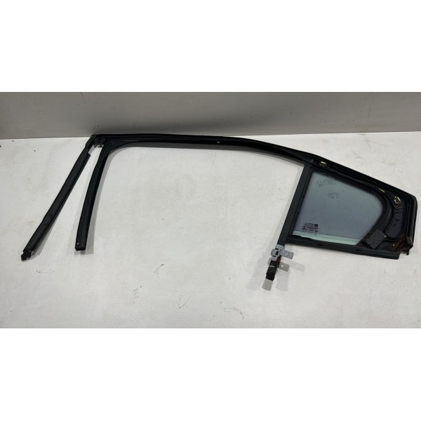 Vidro Fixo Porta Traseira Direita Gm Cruze Sedan 2017/2023