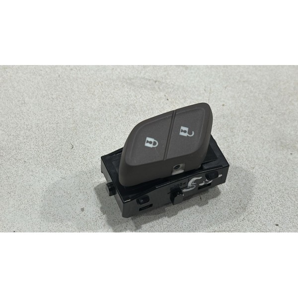 Botão Trava Porta Dianteiro Direito Gm Cruze Ltz 2017 2023