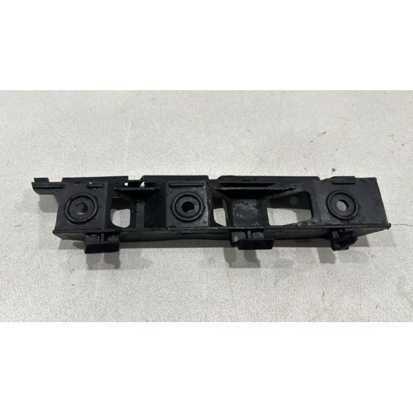 Suporte Parachoque Dianteiro Direito Vw Passat B6 2006 Á 10