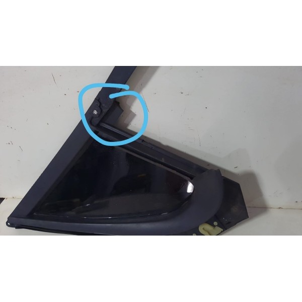 Vidro Fixo Porta Dianteira Direita Peugeot 2008 15 Á 19