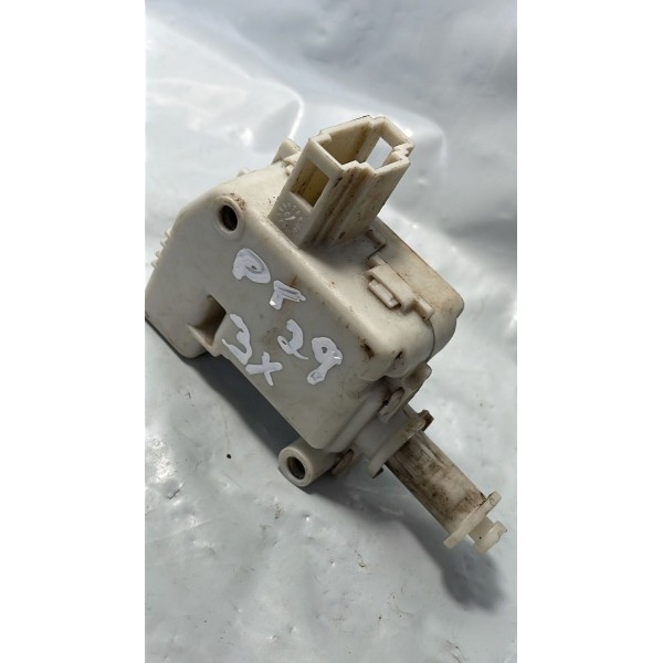 Atuador Motor Trava Elétrica Porta Malas Vw Fox 2003 Á 2010