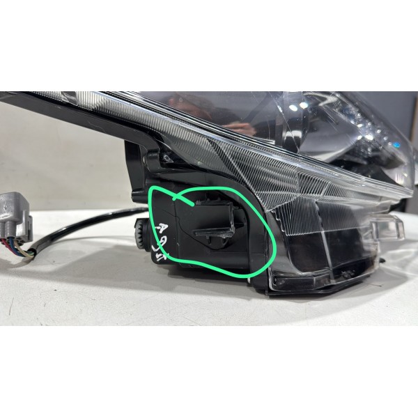 Farol Direito Sw4 2017 Á 2020 Original Full Led Com Detalhes