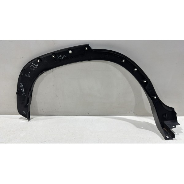 Aplique Paralama Traseiro Esquerdo Corolla Cross 2020 2021..