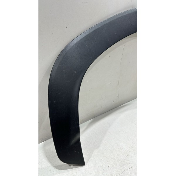 Aplique Paralama Traseir Direito Corolla Cross 2020 21 22 23