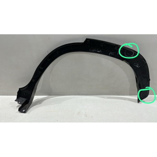 Aplique Paralama Traseir Direito Corolla Cross 20 21 22 2023