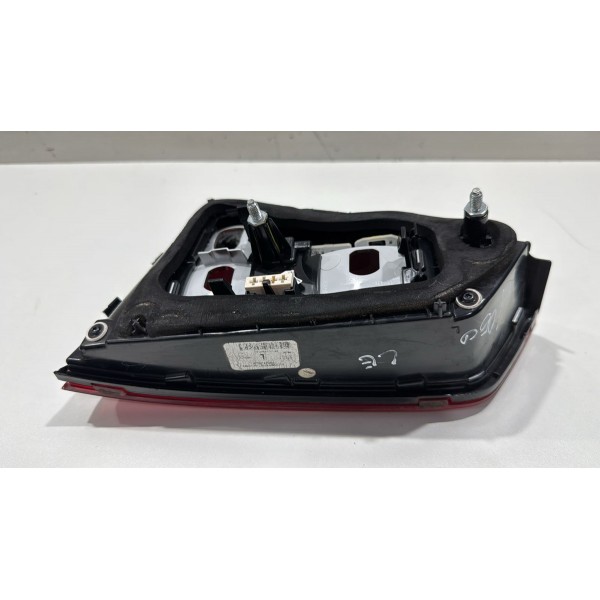 Lanterna Esquerda Tampa Jetta 2016 A 2018 Original 5c6945093