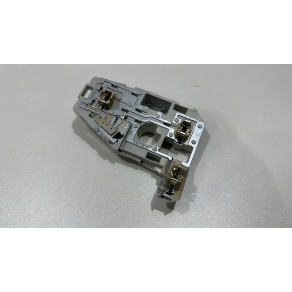 Soquete Lanterna Tampa Traseira Direita Jetta 2015 A 2017 Direito Vermelho