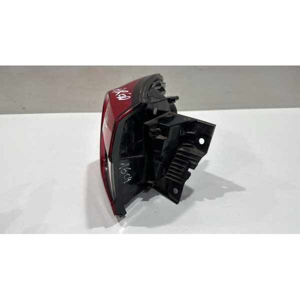 Lanterna Traseira Esquerda Fiat Argo 18 2019 2020 2021 2022