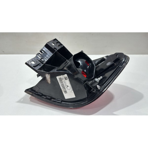 Lanterna Traseira Esquerda Fiat Argo 18 2019 2020 2021 2022