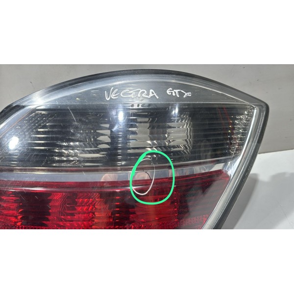 Lanterna Direita Gm Vectra Hatch 2010/2011 (detalhes)