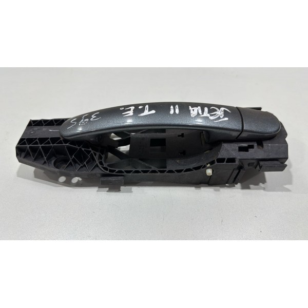 Maçaneta Externa Traseira Esquerda Vw Jetta 2011 Á 16 Usado
