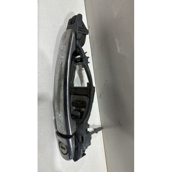 Maçaneta Externa Dianteira Direita Volkswagen Fox 2004  2009
