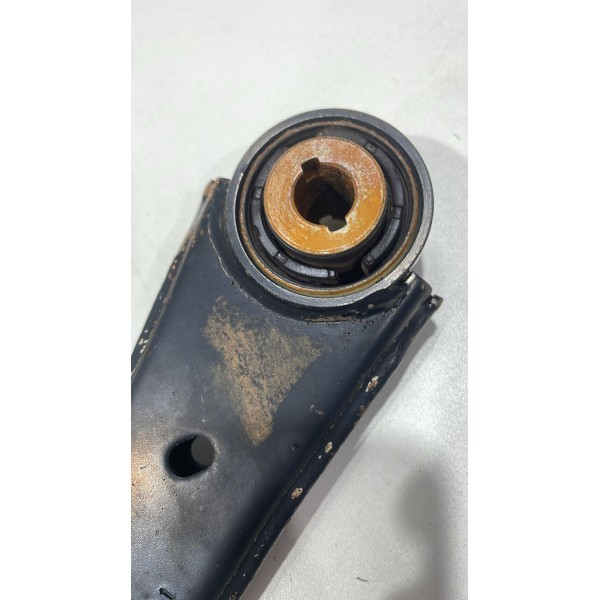 Braço Direito Suspensão Traseira Ford Fusion 2013 2017 Usado