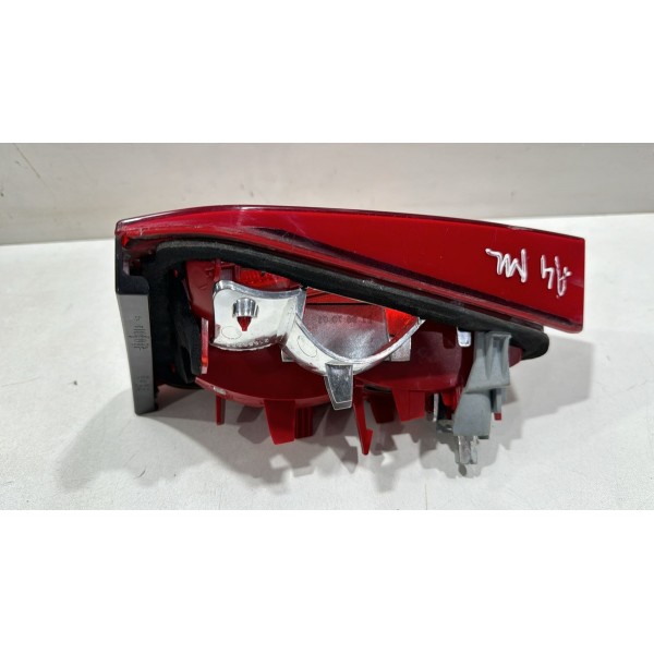 Lanterna Tampa Esquerda A4 Avant 2014 2015 2016 Sem Led