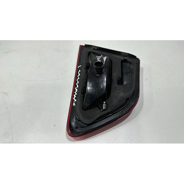 Lanterna Traseira Esquerda Tampa Chevrolet Cobalt 2017/2020 Vermelha