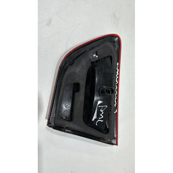 Lanterna Traseira Esquerda Tampa Chevrolet Cobalt 2017/2020 Vermelha