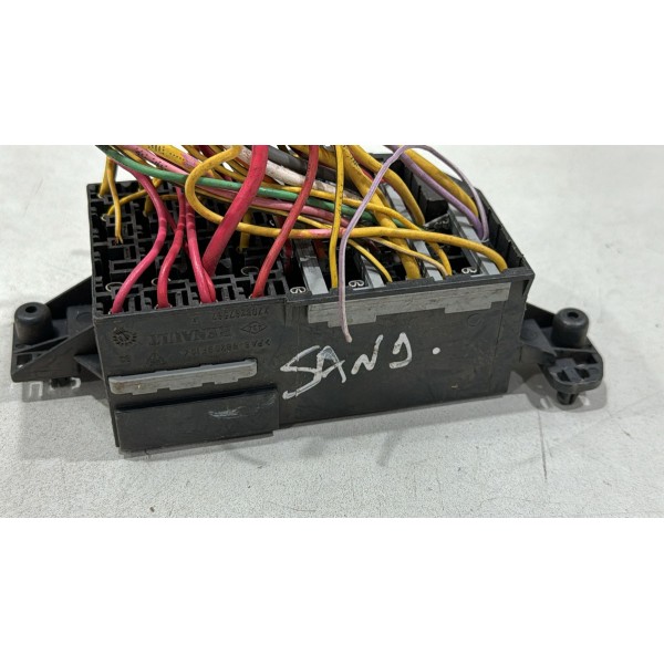 Caixa Fusíveis Sandero Logan Clio Duster 7703297597