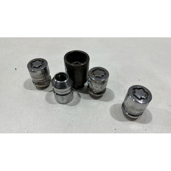 Jogo Polca Segredo Roda Fusion Titanium 2.0 2014 2015 Orig.