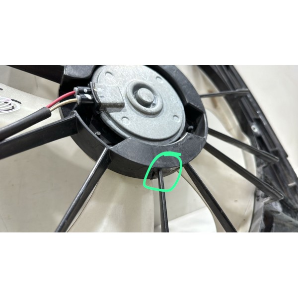 Defletor E Ventoinha Radiador Toyota Corolla 2012 2013