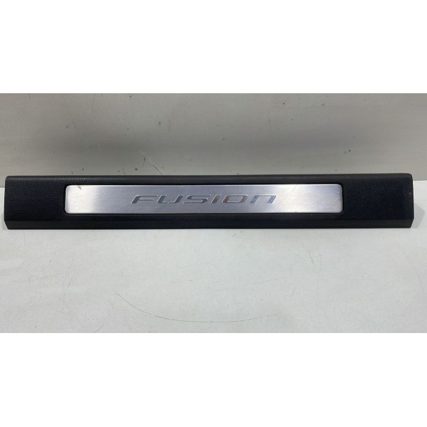 Soleira Porta Dianteira Direita Fusion 13/18 Ds73f13200g