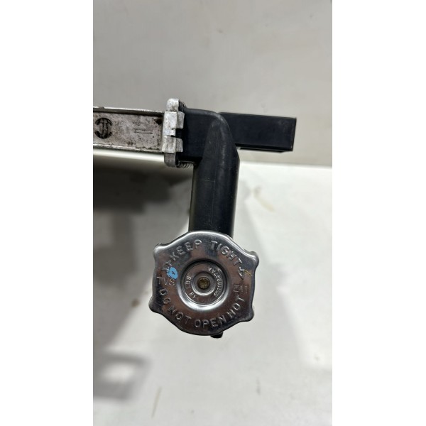 Radiador 55037t905ad Jeep Cherokee 3.7 V6 2012