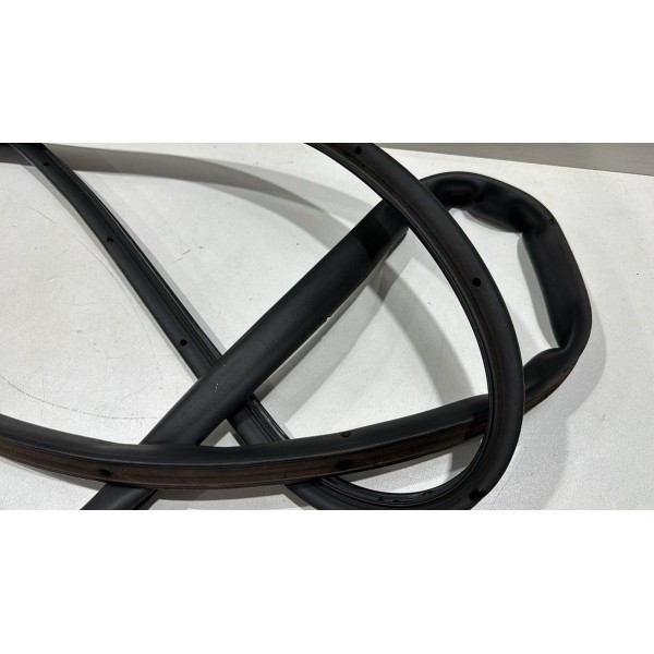 Borracha Guarnição Porta Dianteira Direita Fusion 2013/2019