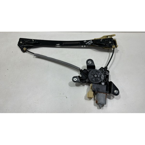 Máquina De Vidro Traseira Esquerda Ford Fusion 2013 A 2016
