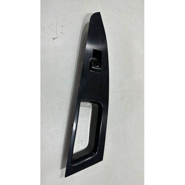 Moldura Botão Vidro Traseiro Direito Ford Fusion 2013/2016