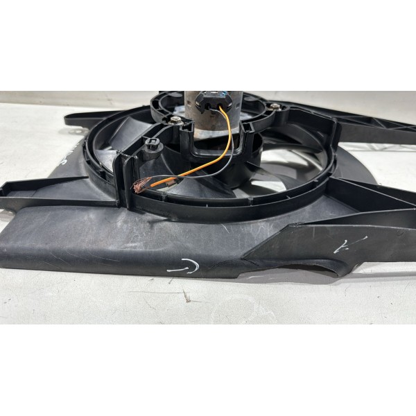 Defletor Com Ventoinha Ford  Fiesta 2002-2012