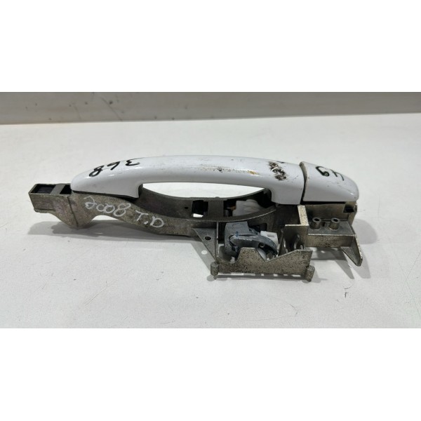 Maçaneta Externa Traseira Direita Peugeot 2008 2020/21 Maçaneta Externa Traseira Direita Peugeot 2008 2020/21