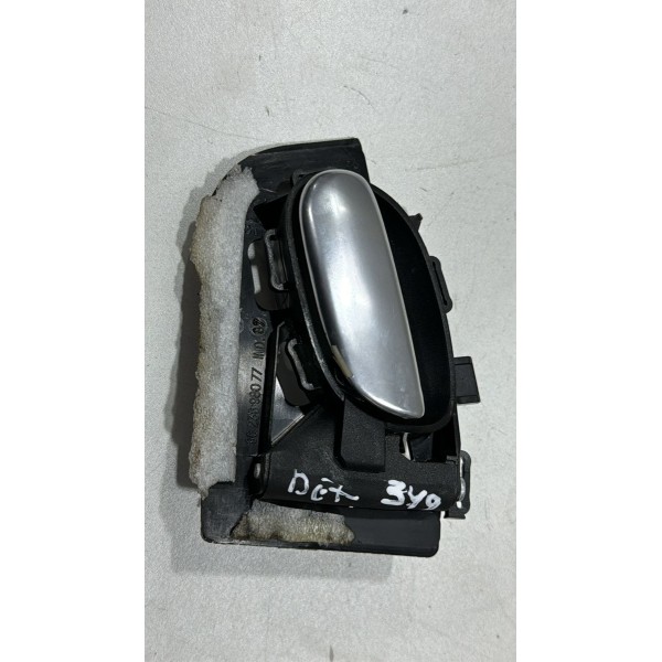 Maçaneta Interna Direito Peugeot 206 207 (detalhes)