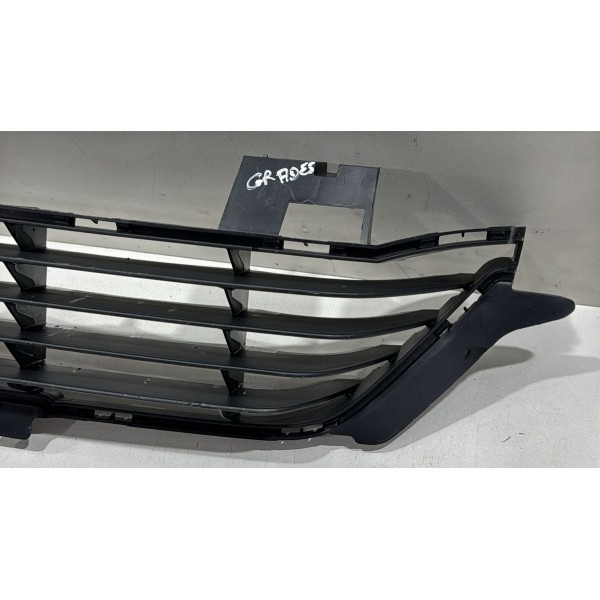Grade Inferior Parachoque Hilux Sw4 2016 Á 2020 531120k210