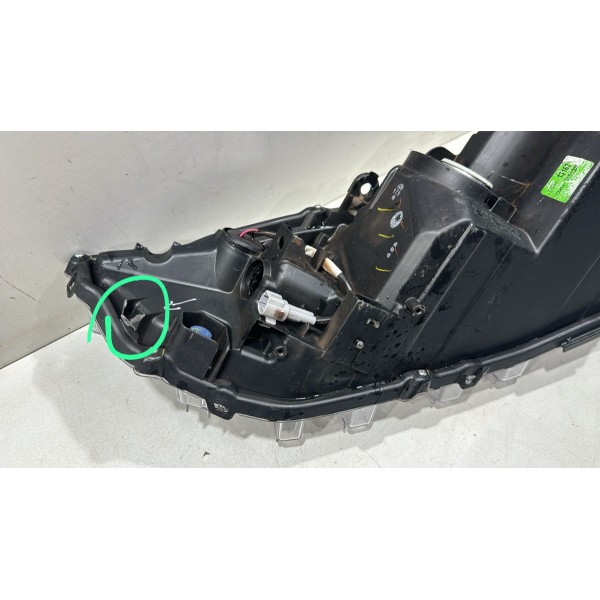 Farol Direito Toyota Yaris 2020 2021 Original.